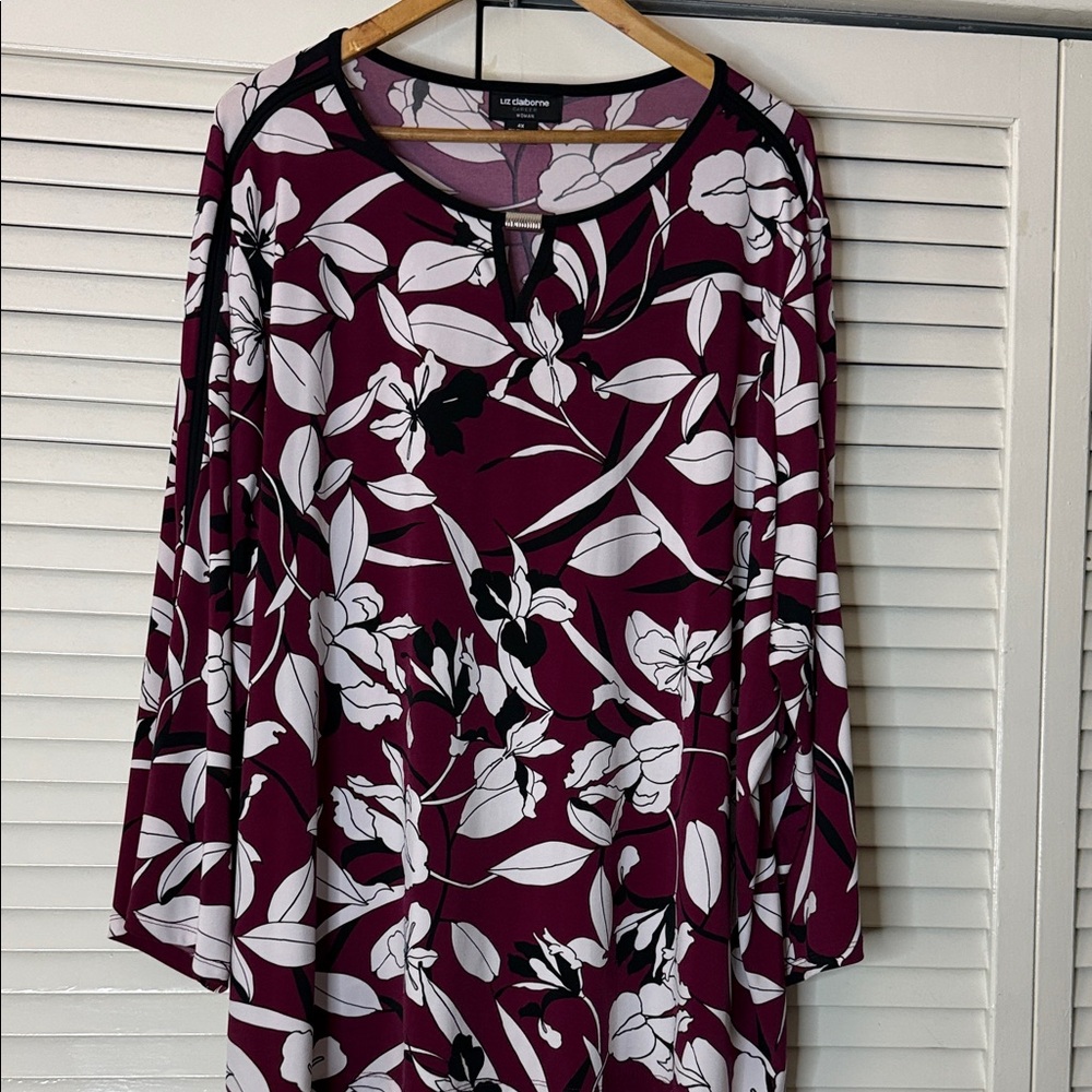 Liz Claiborne Floral Blouse - Black and White on Burgundy